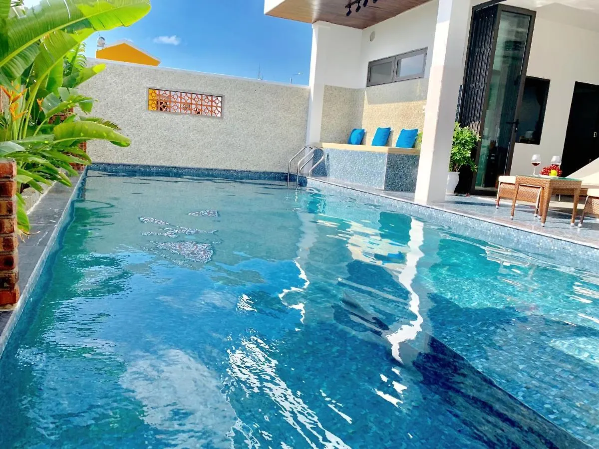 Tropical Sands Villa Хойан